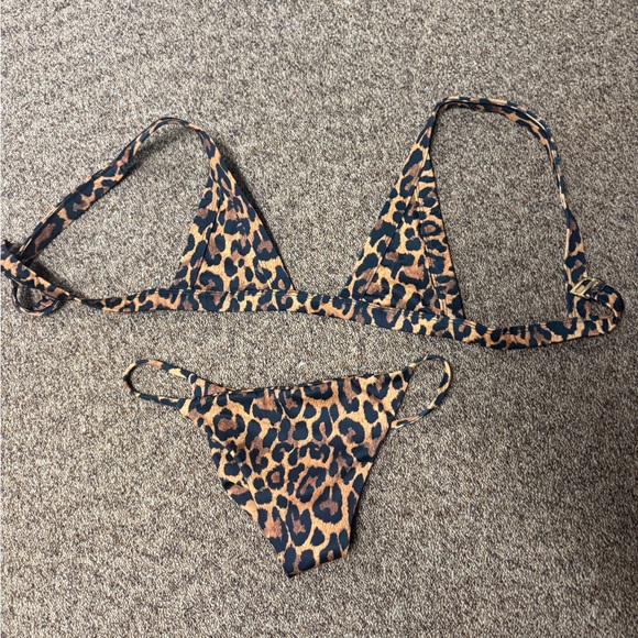 Leopard Print Bikini Set - Picture 2 of 2